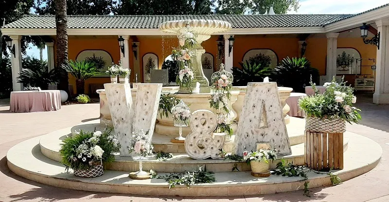 Letras Jardines La Hacienda